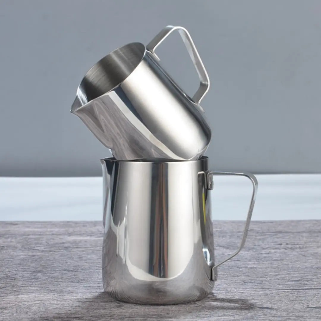 MILK JUG STAINLESS STEEL Eighteen Grams